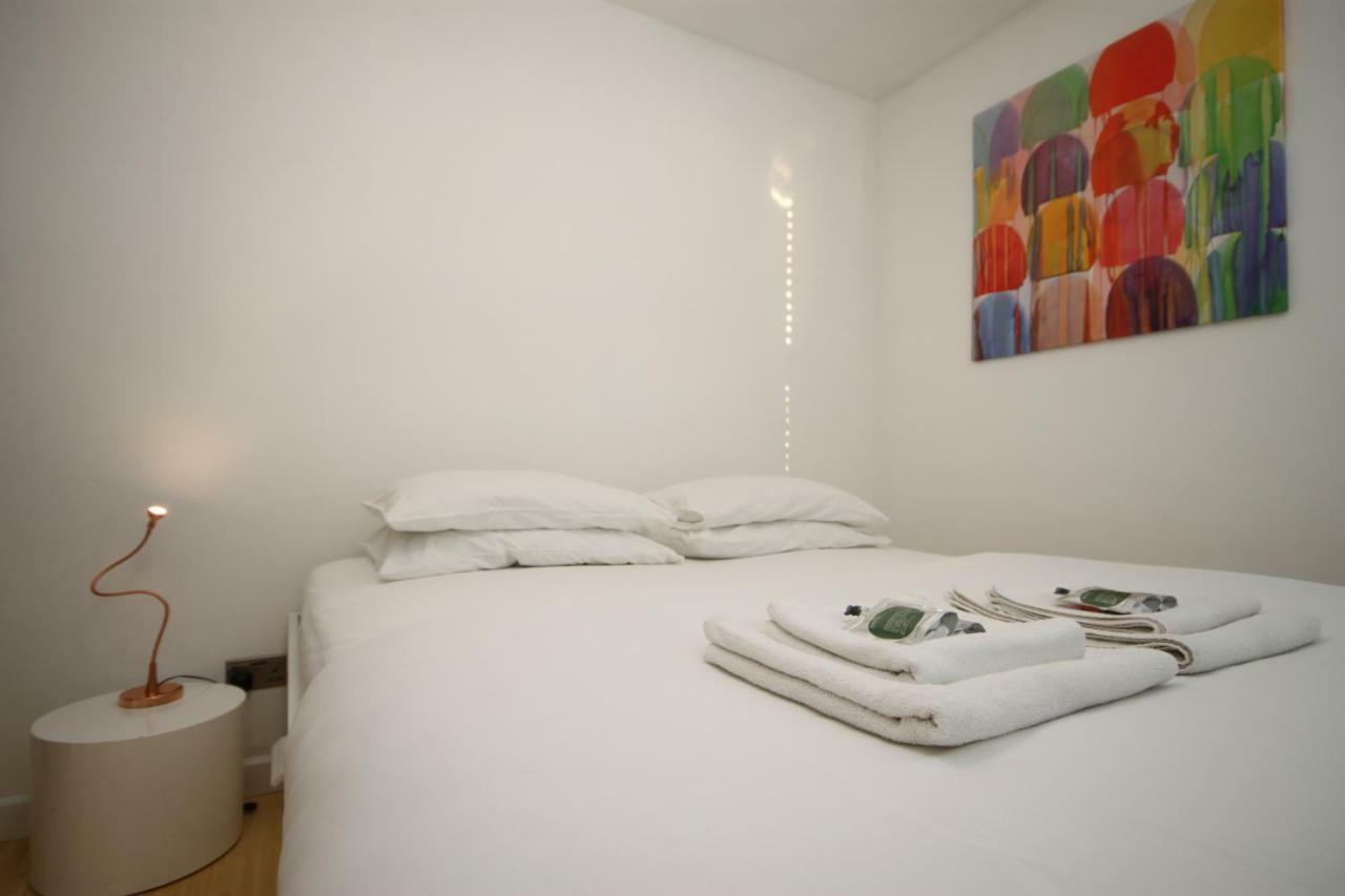 Camden Town Spacious 2 Bedroom - Sleeps 5 Guests! Appartamento *